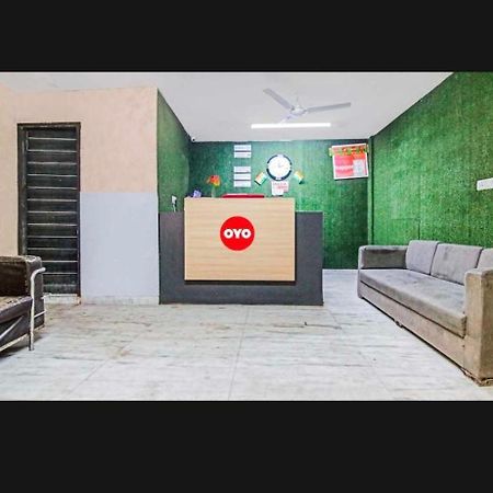 Hotel O Discovery Inn New Delhi Bagian luar foto