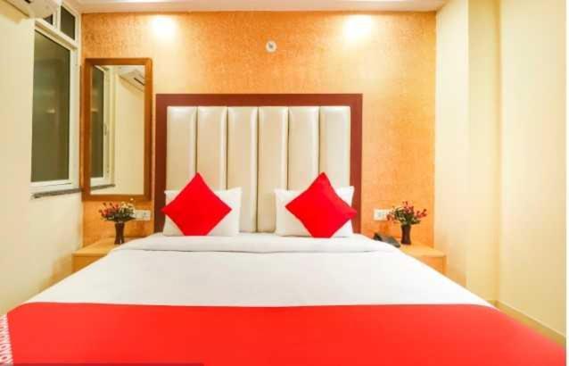 Hotel O Discovery Inn New Delhi Bagian luar foto
